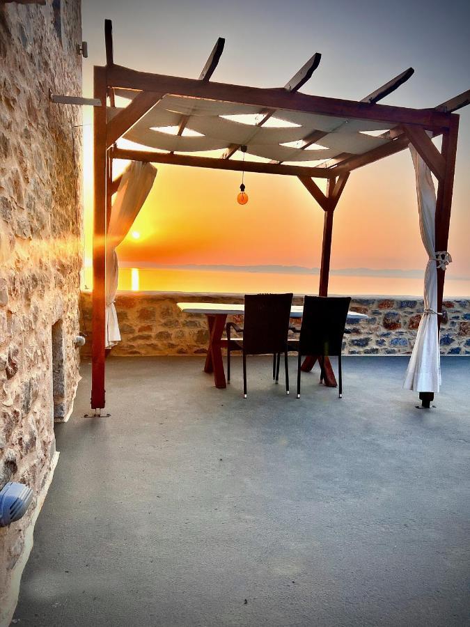 Soloterra Tower Hotel Kokkala Bagian luar foto